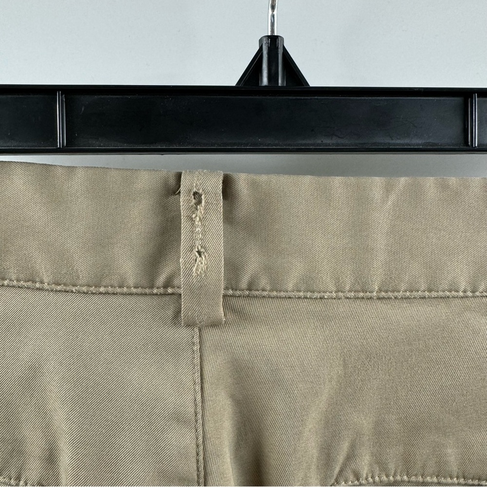 Nike Men’s Khaki Dri-FIT Golf Shorts – Size 32/M, Zipper Fly - Picture 8 of 10